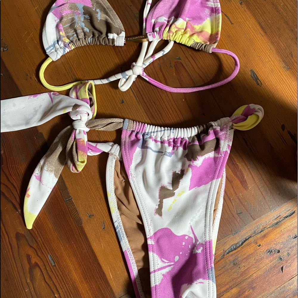 Tiny Bikini - image 1